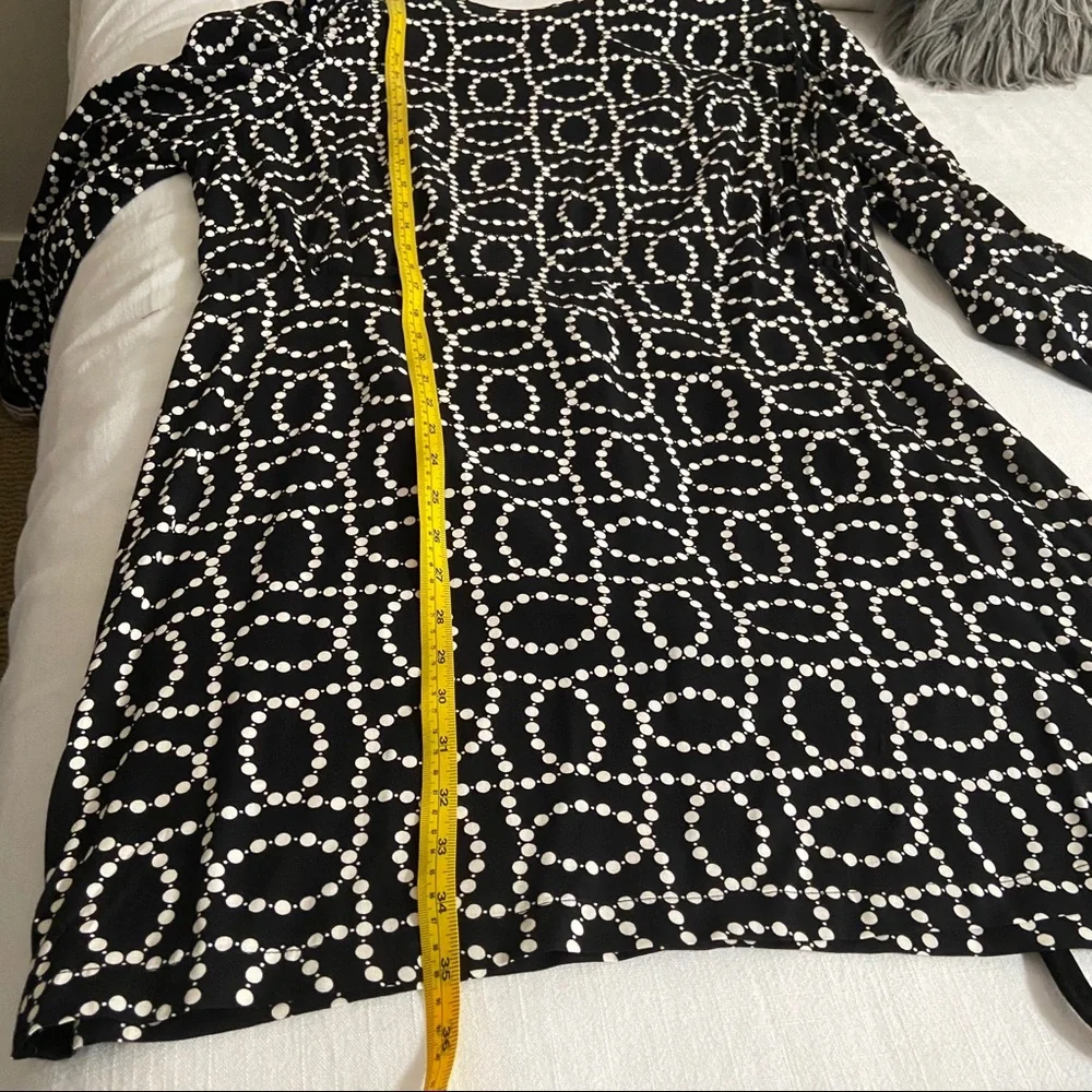 H&M Dress Black/White print‎ Size XLarge